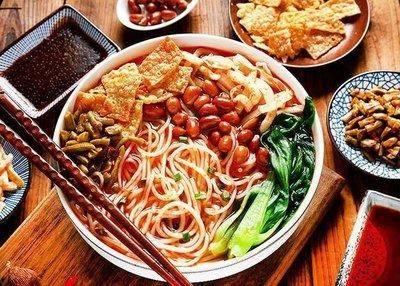 瓜家人洛杉矶吃螺蛳粉,异国他乡的家乡味之旅
