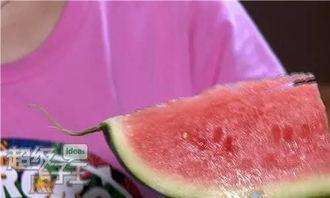 梦见自己吃的瓜都是籽瓜